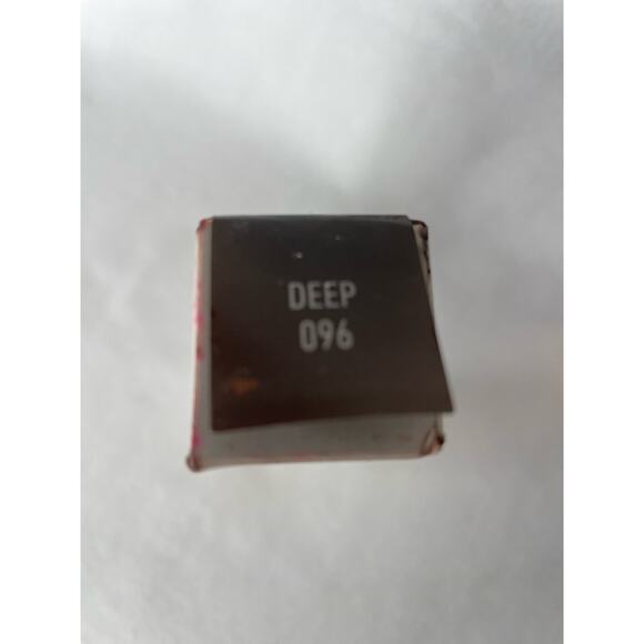 Kat Von D Deep 096 True Portrait Liquid to Powder Foundation 1 Fl Oz KVD New - Picture 4 of 5